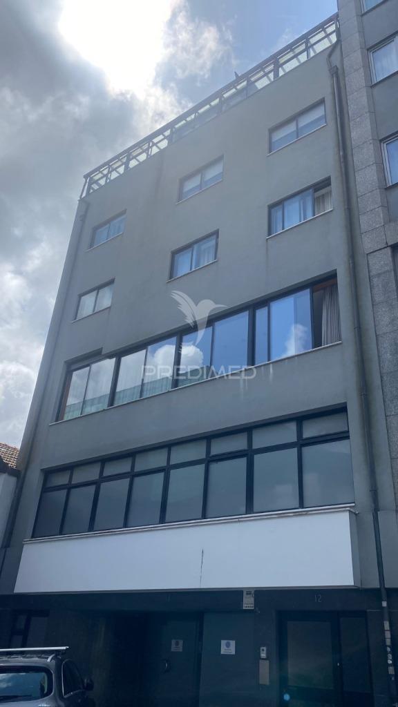 Apartamento duplex t5 junto ao el corte inglês
