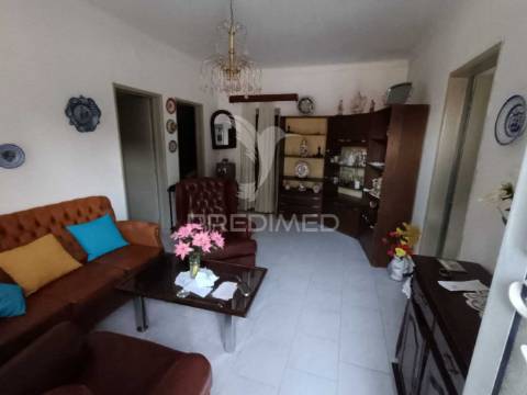 Moradia no bairro da boa fé em elvas - conforto e tradição com vista