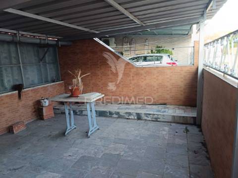Moradia no bairro da boa fé em elvas - conforto e tradição com vista