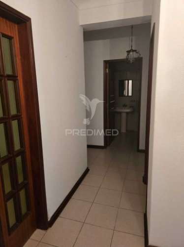 Apartamento t2 - com terraço e estacionamento - grândola
