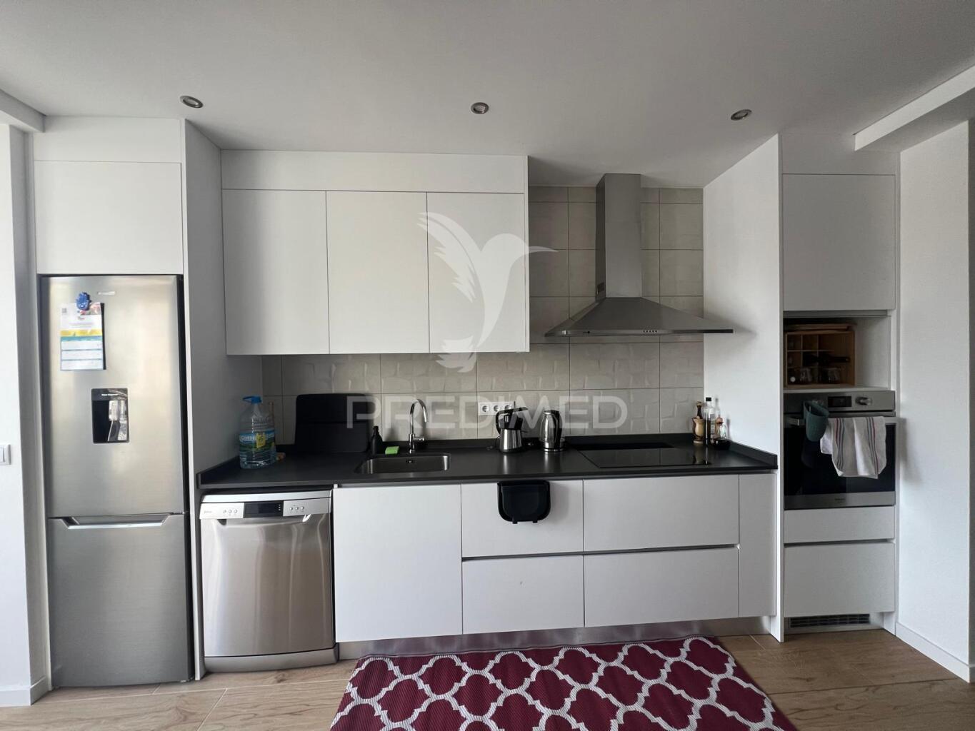Apartamento t2 totalmente remodelado em montalvão