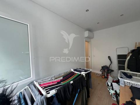 Apartamento t2 totalmente remodelado em montalvão