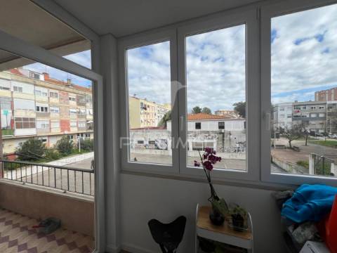 Apartamento t2 totalmente remodelado em montalvão