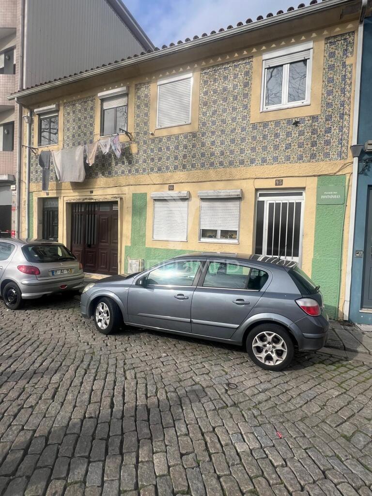 Moradia germinada à venda passeio das fontaínhas t5