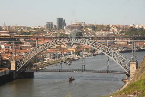 Moradia germinada à venda passeio das fontaínhas t5