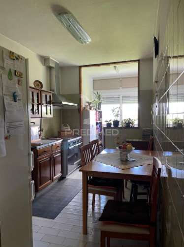 Apartamento t3 na freguesia de prado