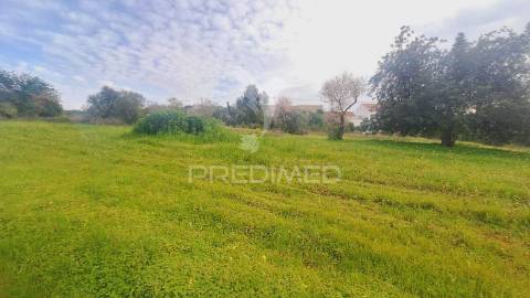 Terreno para construção em paderne com 3700 m2
