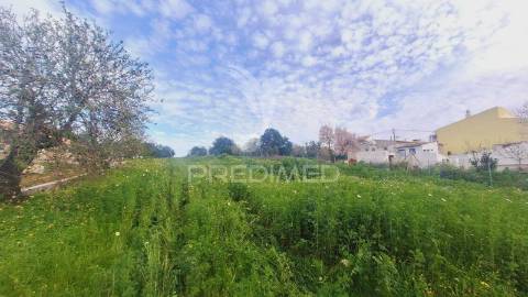 Terreno para construção em paderne com 3700 m2