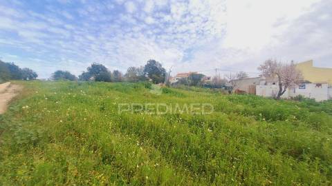 Terreno para construção em paderne com 3700 m2