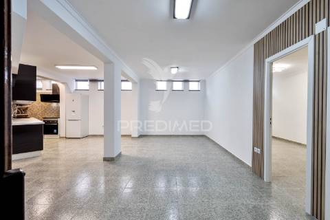 Apartamento t2 novo a estrear 74 m2 ler texto sff