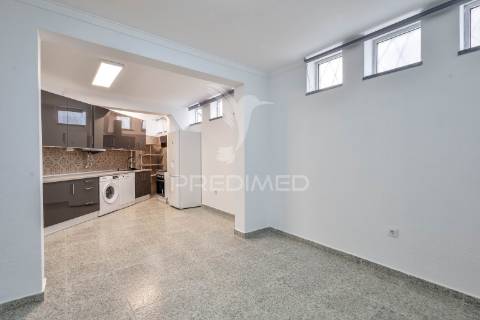 Apartamento t2 novo a estrear 74 m2 ler texto sff