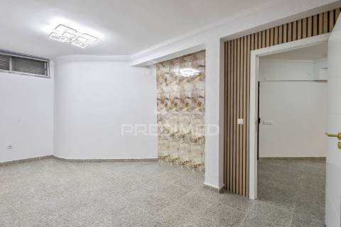 Apartamento t2 novo a estrear 74 m2 ler texto sff