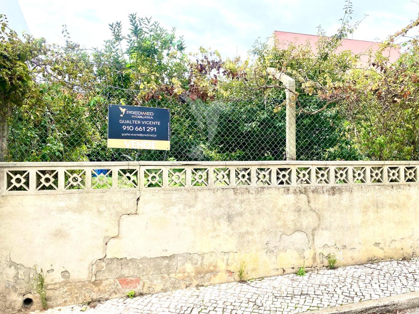 Terreno para construção de moradia