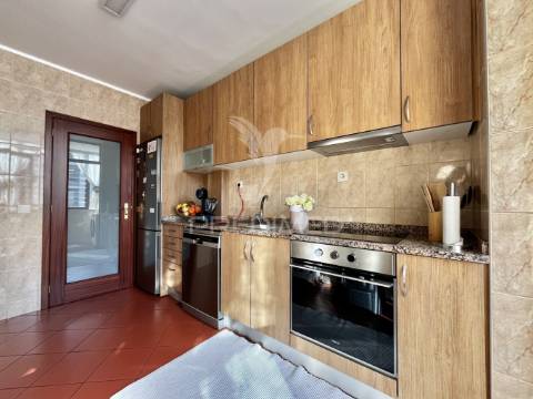 Apartamento t3 em custóias