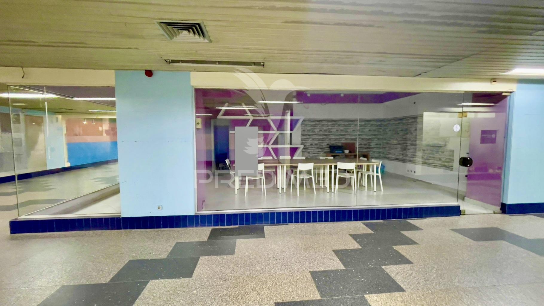 Loja centro almada