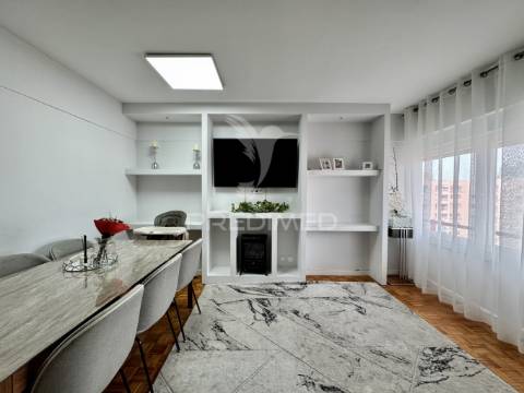Apartamento t3 duplex telheiras, lumiar