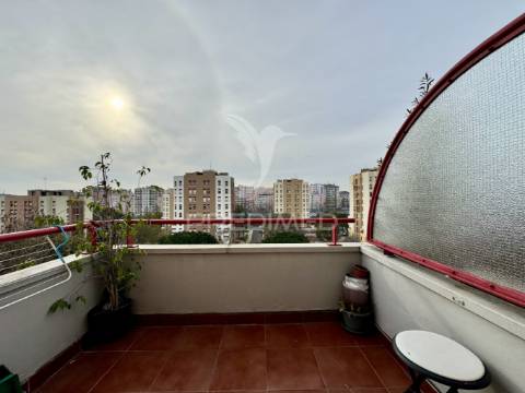 Apartamento t3 duplex telheiras, lumiar