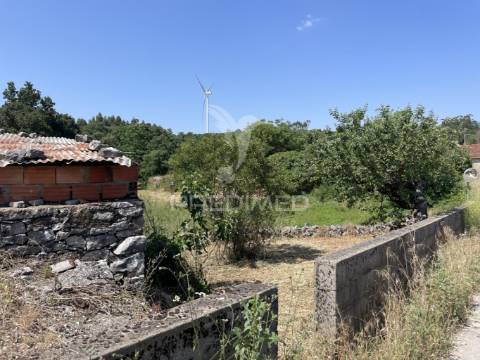 Ruina para reconstrução