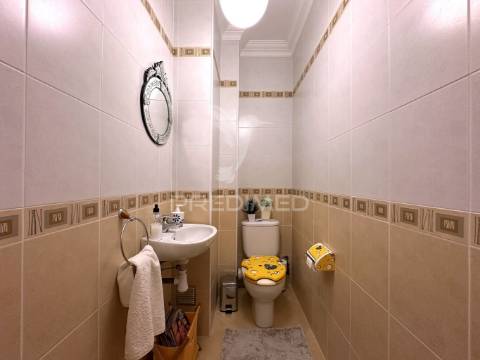 Apartamento t3+t1 - porto de mós - leiria