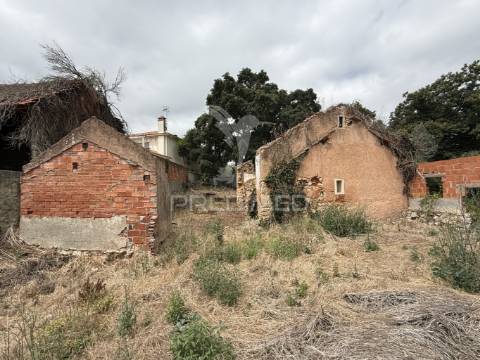 Ruína com projeto aprovado - ourém