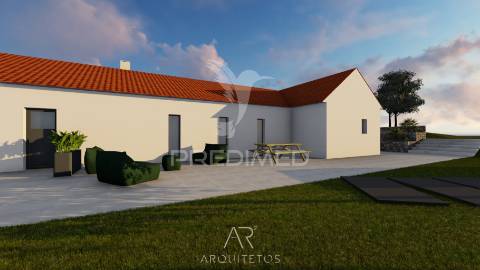 Ruína com projeto aprovado - ourém