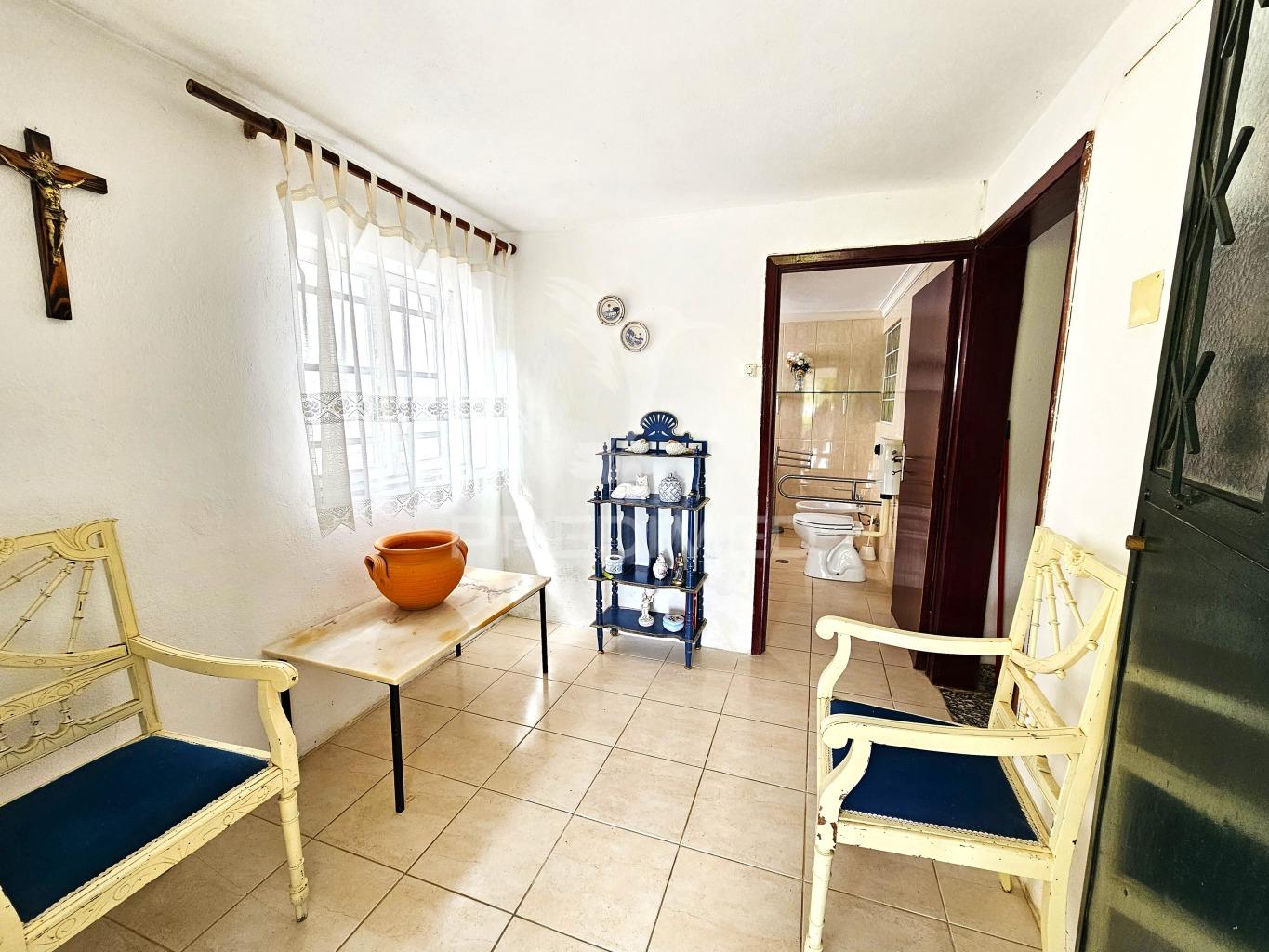 Moradia t4 com quintal no lombador, castro verde