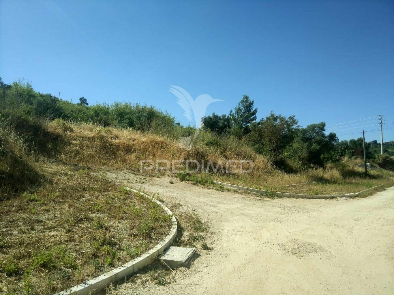 Lote para construção em alhandra