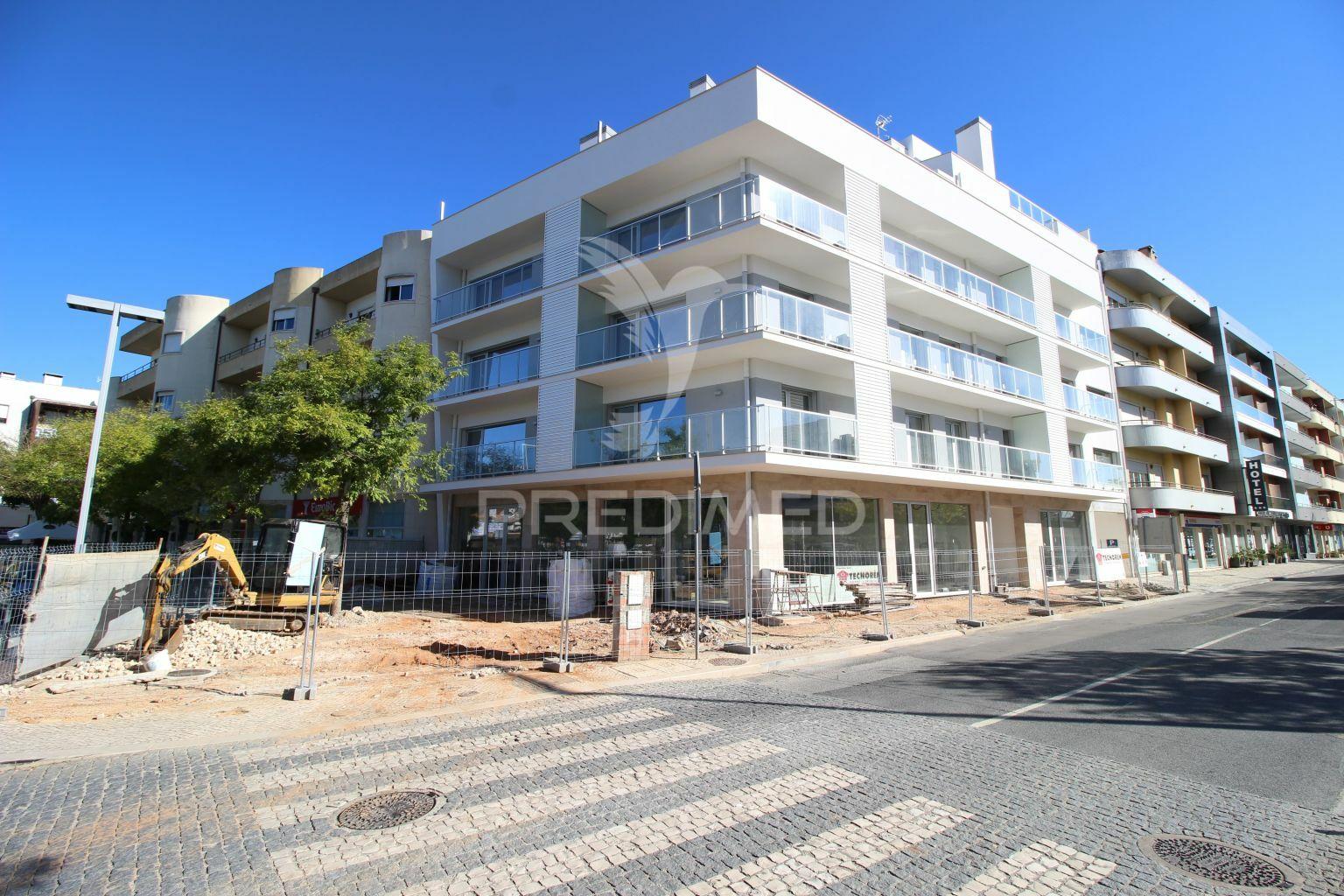 Loja com 74m2 em fátima