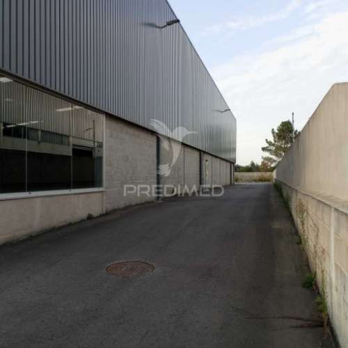 Armazéns/pavilhões - novos - zona industrial da palhaça