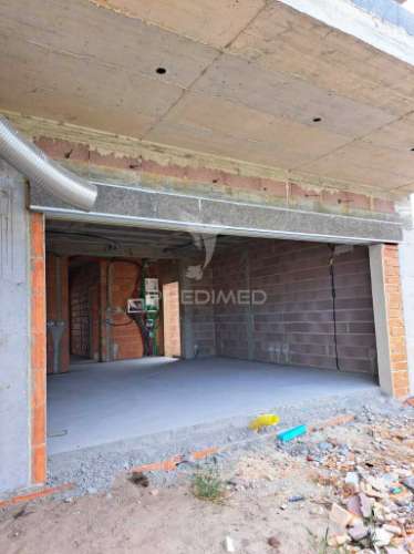 Moradia t4 + terreno 650m2