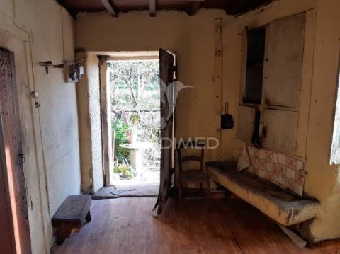 Casas em pedra (três casas beirãs)