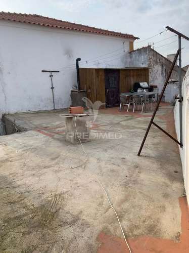 Casinha típica alentejana t3 - pias