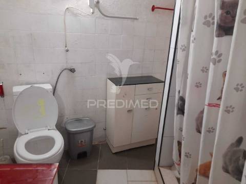 Casinha típica alentejana t3 - pias