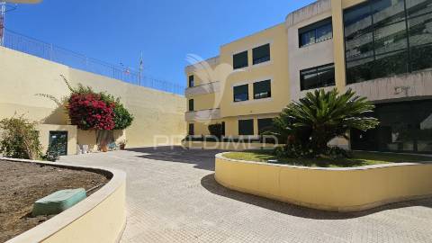 T4 duplex com vista mar