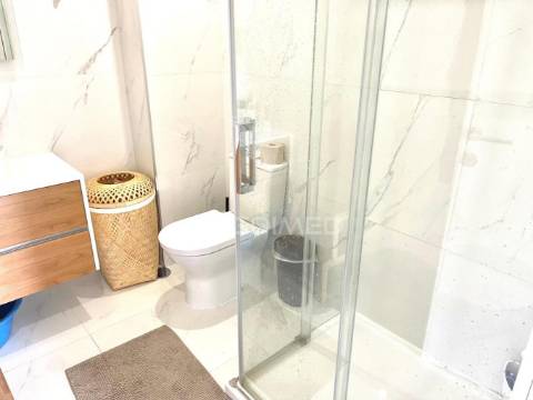Apartamento t3  com parqueamento e arrecadação no cartaxo
