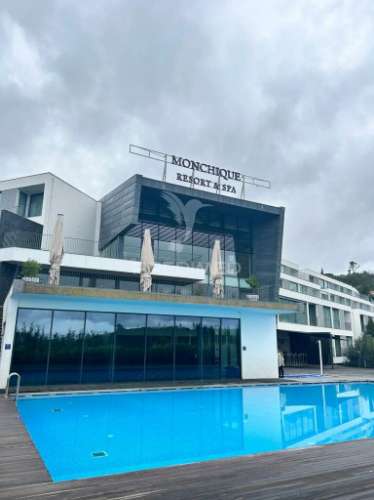 Fabuloso t1, monchique resort e spa