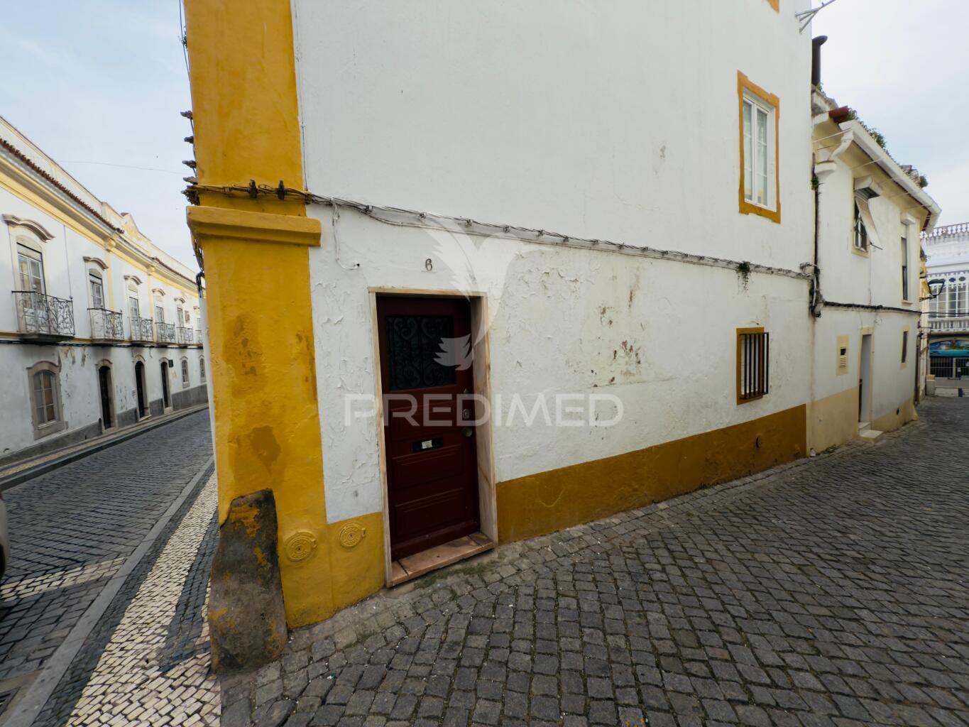 Prédio t5 centro histórico elvas