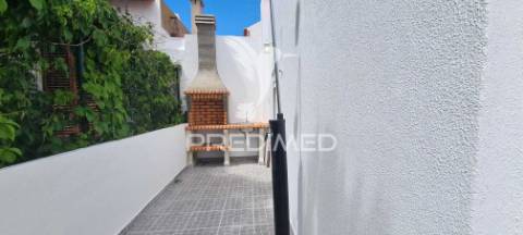 Moradia com 3 assoalhadas em sesimbra