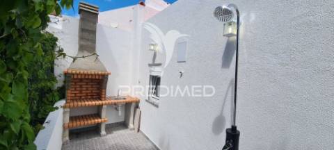 Moradia com 3 assoalhadas em sesimbra