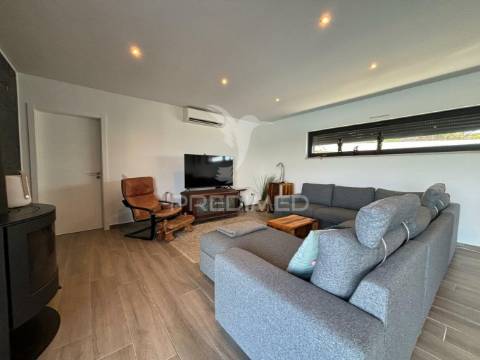 Moradia contemporânea t3 vista campo