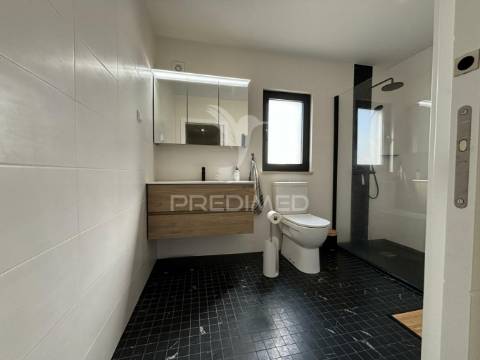 Moradia contemporânea t3 vista campo