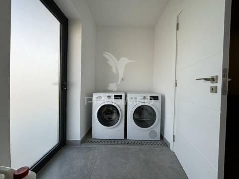 Moradia contemporânea t3 vista campo