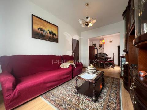 Apartamento t3 no centro de palmela