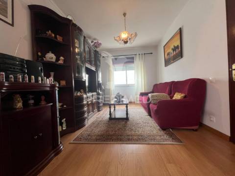 Apartamento t3 no centro de palmela