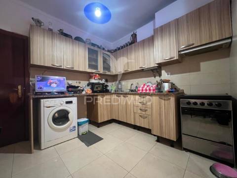 Apartamento t3 no centro de palmela