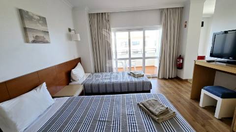 Apartamento t0+1 à venda em localização privilegiada