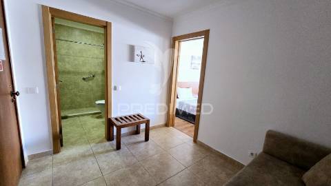 Apartamento t0+1 à venda em localização privilegiada