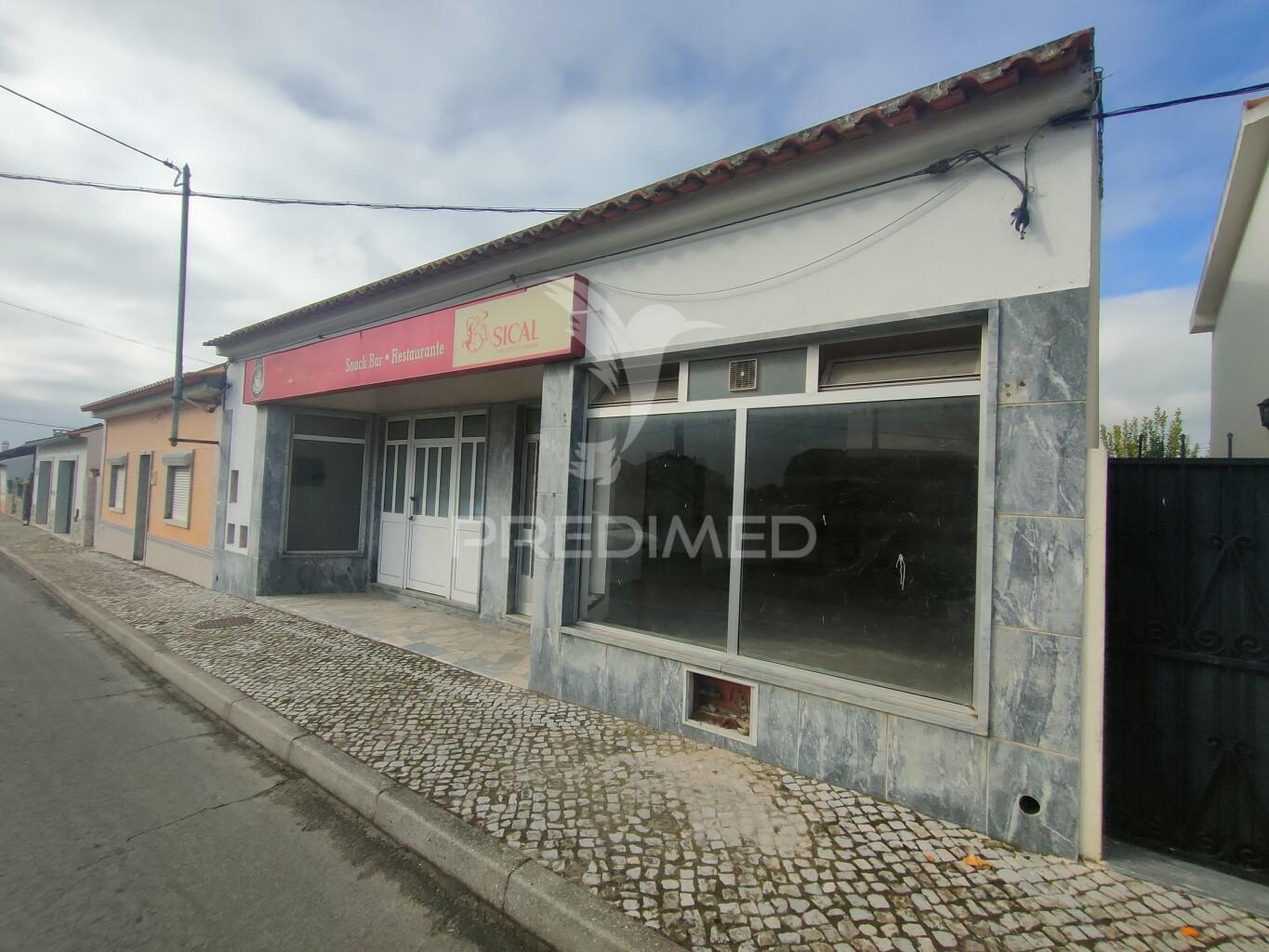 Espaço comercial - alcanhões, santarém
