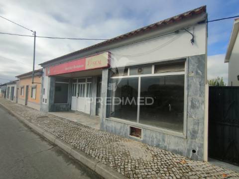 Espaço comercial - alcanhões, santarém