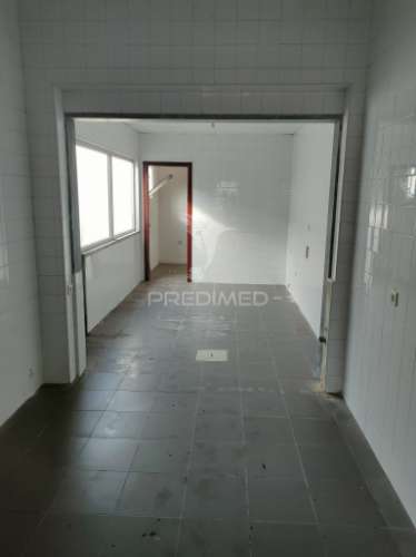 Espaço comercial - alcanhões, santarém